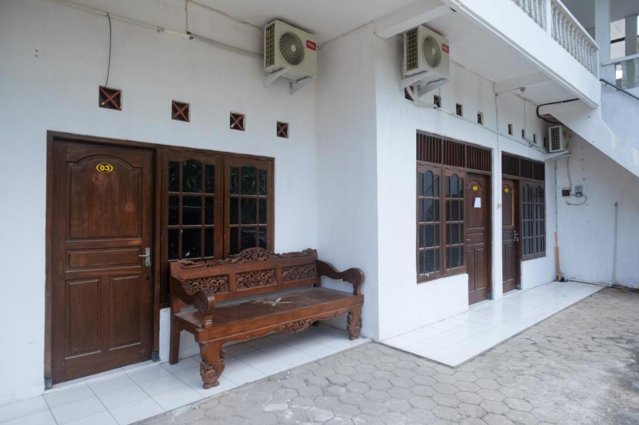 Reddoorz Near Plaza Ambarrukmo Yogyakarta Hotel Maguwo Exterior photo